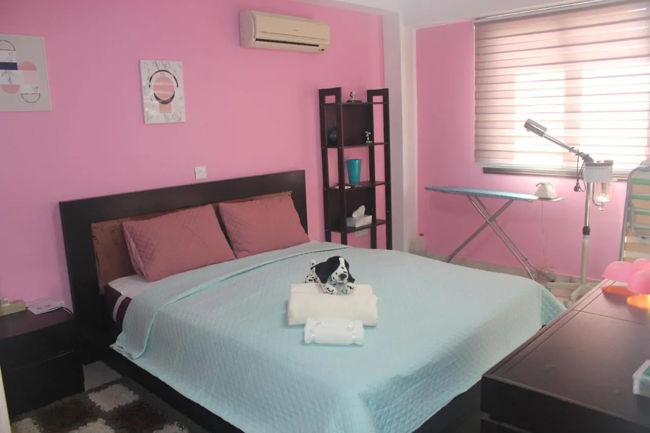 Marina Court Holiday Flat Apartamento Larnaca Chipre